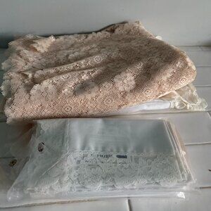 Vintage Tablecloth, Overlay, and Napkins